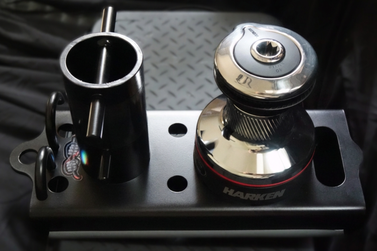 Hold Fast XL with Chrome 40 Winch